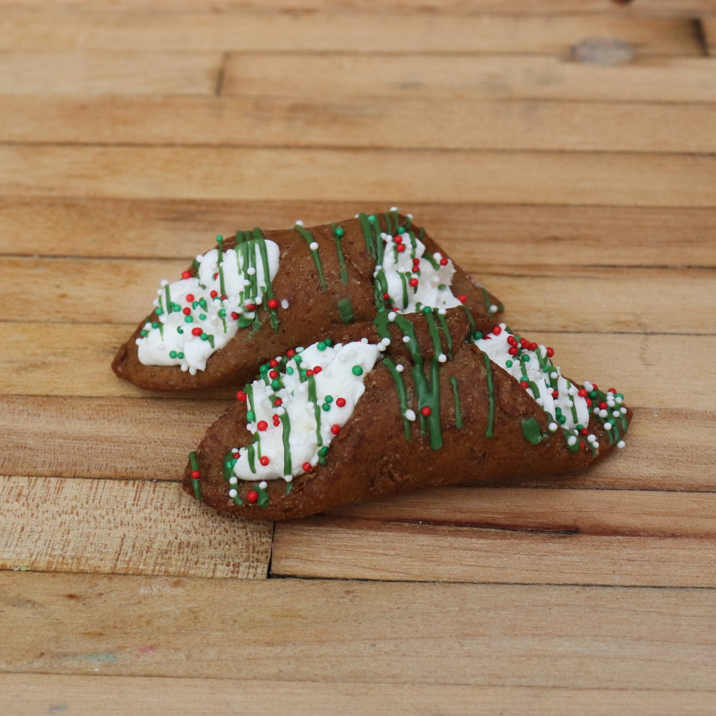 Holiday Cannoli - Green